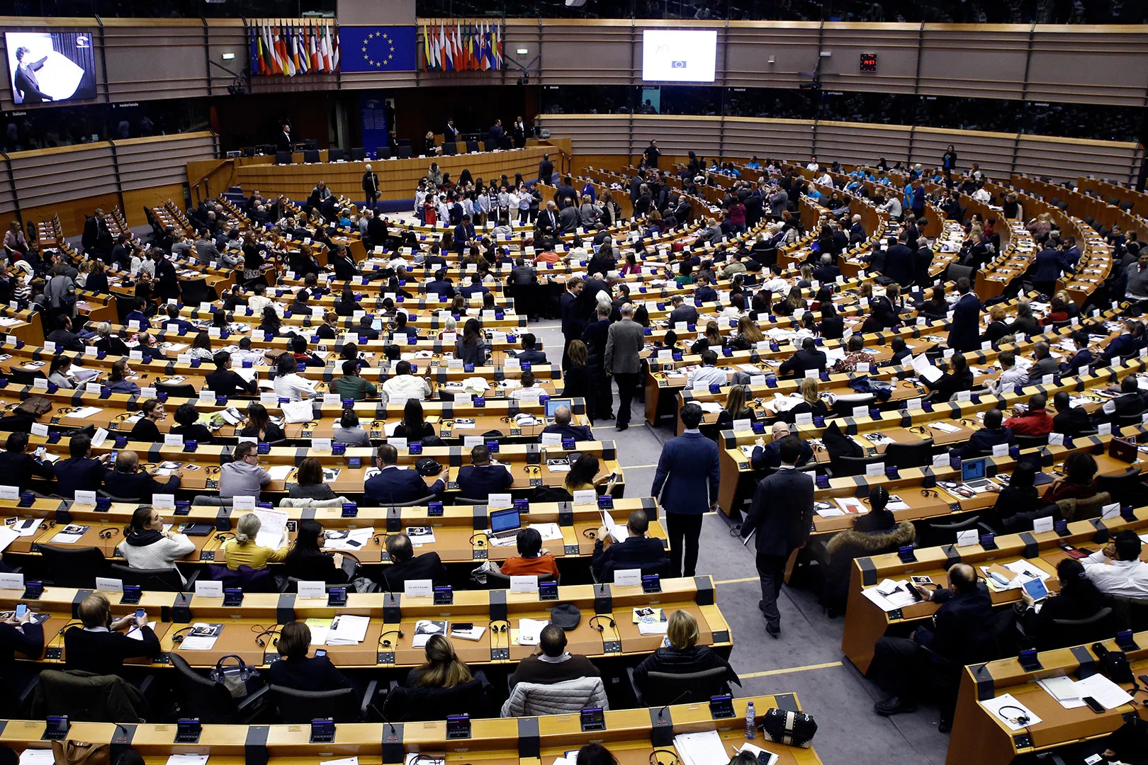 RUW-EuropaLab-FB-ZB.jpg