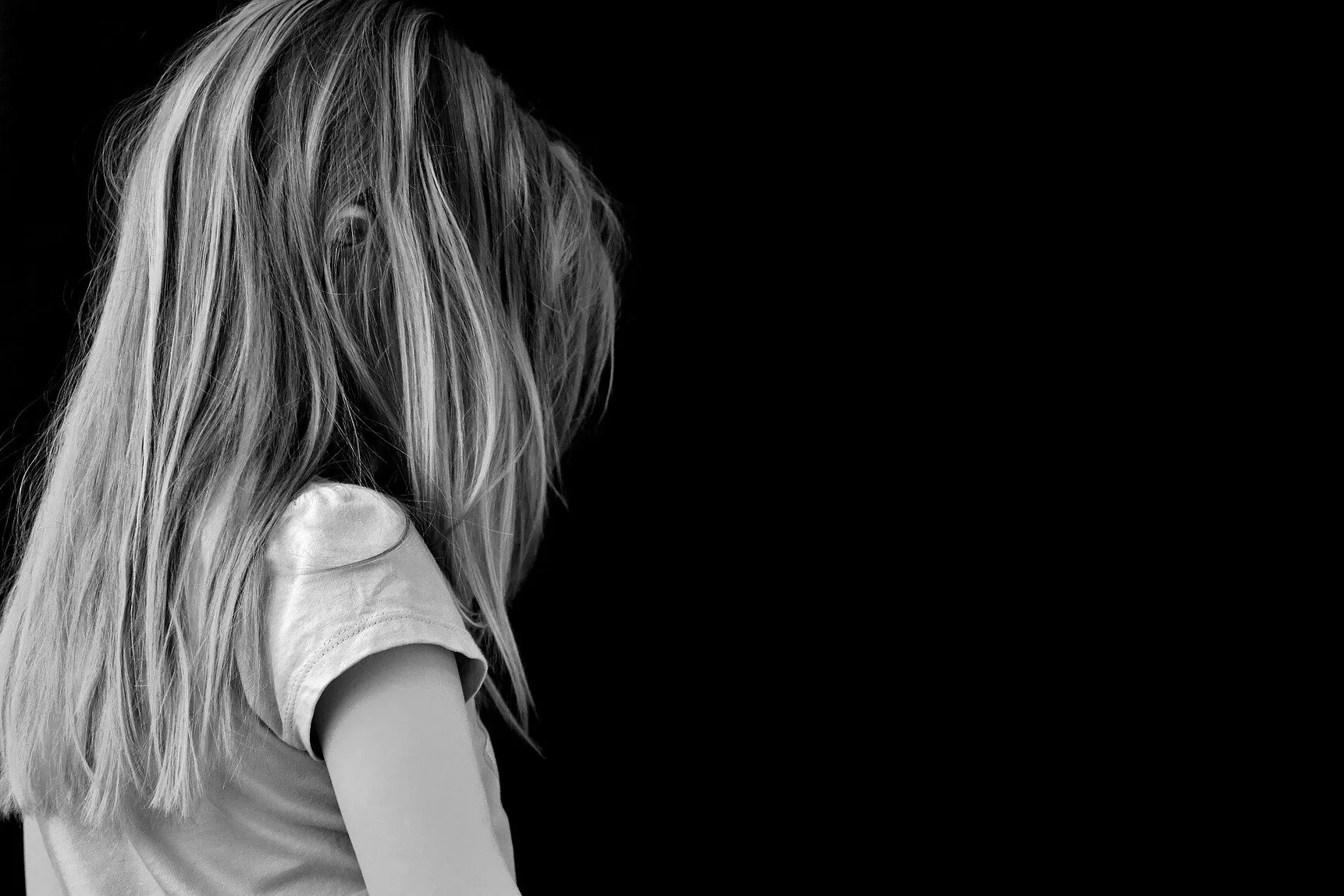 girl-3422711-1920.jpg